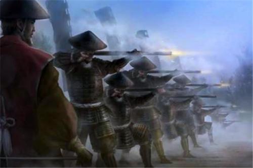 火槍陣為何要“排隊槍斃”，也不找掩體躲避？指揮官：那你試試？