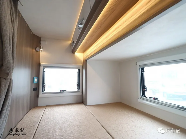 準備詩和遠方？賽德白鯨雙拓房車，超高配置讓你愛不釋手