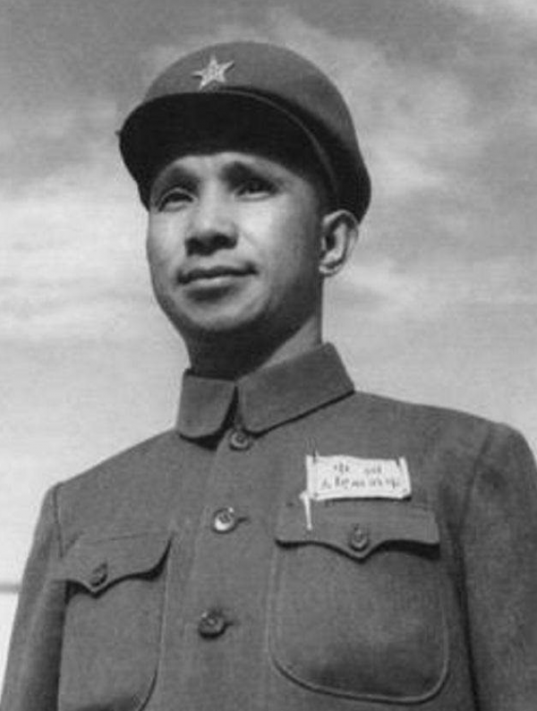 1977年胡璉夜間猝死，死前曾畫一張地圖，兒子：他晚年不敢提粟裕