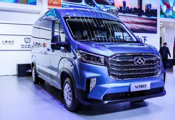 自駕遊想要空間大隻有MPV？長途自駕選這款國產輕客車真的很不錯