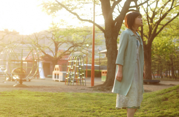 如果你被身邊的人孤立了，不要急著合群，需要做好這3件事