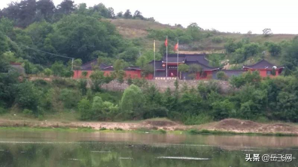 全國十大岳氏宗祠(精華版) 全國十大岳氏宗祠(精華版)