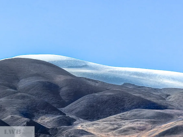 兩個人，一輛車，阿里北線無人區穿越