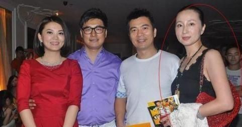 被央視辭退的5位主持人：3人因個人問題翻車，兩人說錯話