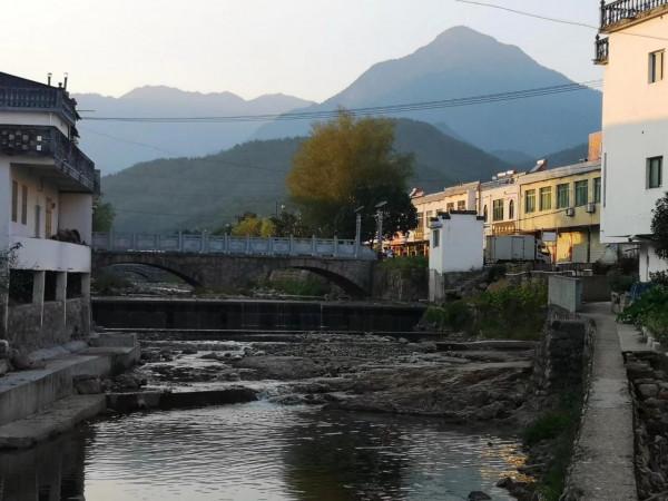 摩托周邊旮旯遊之“官莊篇”3——夜話官莊 摩托周邊旮旯遊之“官莊篇”3——夜話官莊