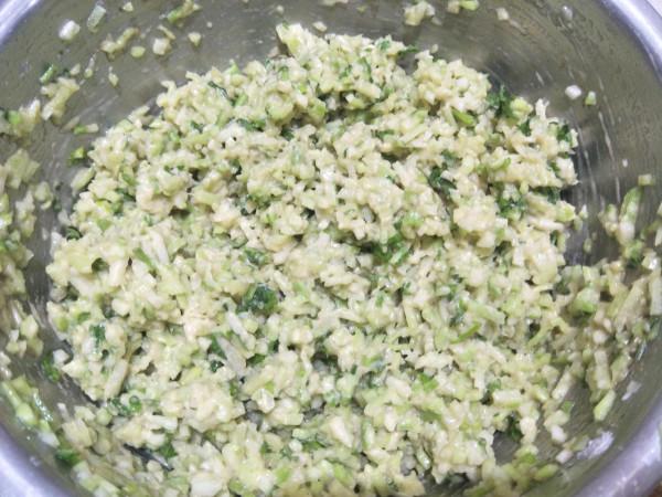 中秋節前後,多用蘿蔔做丸子,簡單實用的辦法,丸子外酥裡嫩 中秋節前後,多用蘿蔔做丸子,簡單實用的辦法,丸子外酥裡嫩