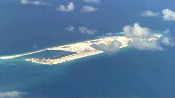 中國花300億造的島！戰略作用頂2艘航母，如今又驚現珍貴“寶藏”