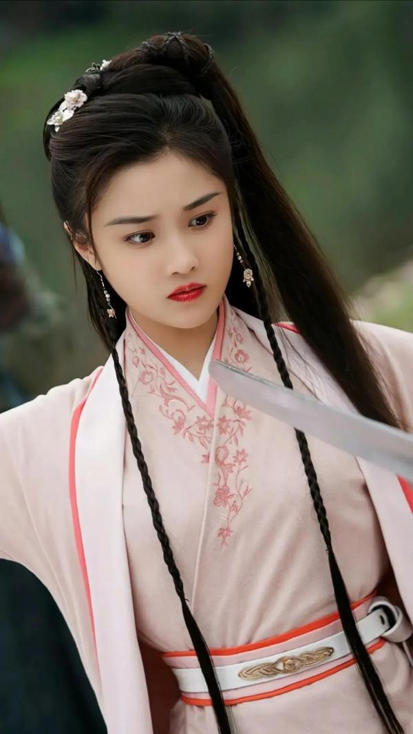 張慧雯，古裝造型驚豔眾人，太美了，猶如仙女下凡