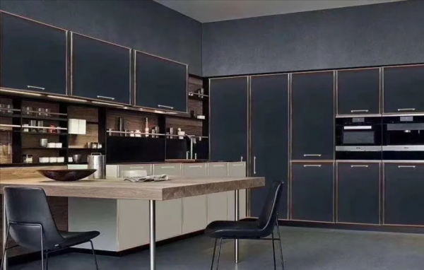 航美無漆實木包覆門與模壓吸塑門的區別 航美無漆實木包覆門與模壓吸塑門的區別