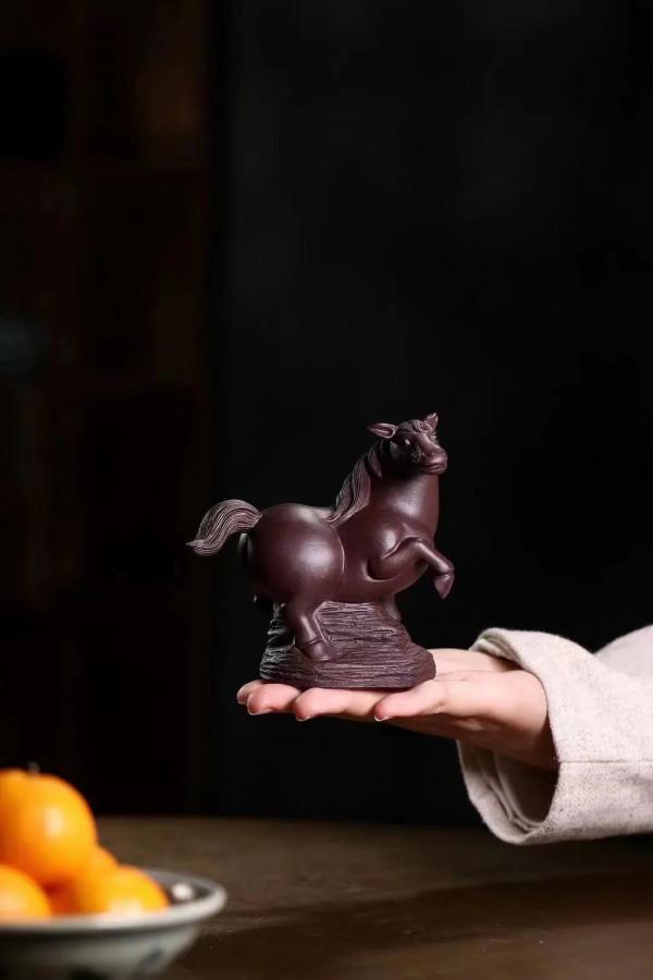 一馬當先，見過嗎？