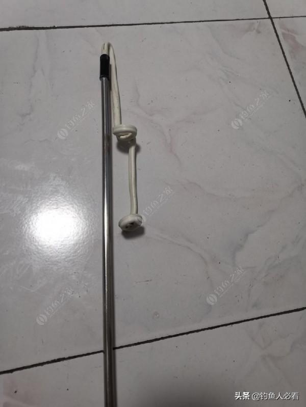 小物件巧構思細雕琢做成一個多功能的小釣具