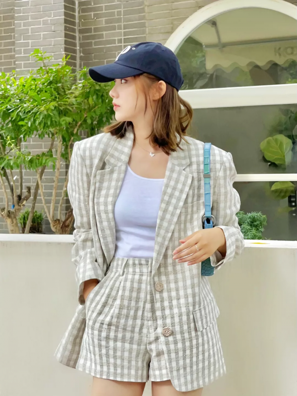 早秋“成套穿”=好看+高階 早秋“成套穿”=好看+高階