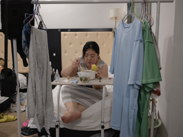 減肥訓練營裡的瘦身男女：百天減重40斤 曾被當作孕婦讓座