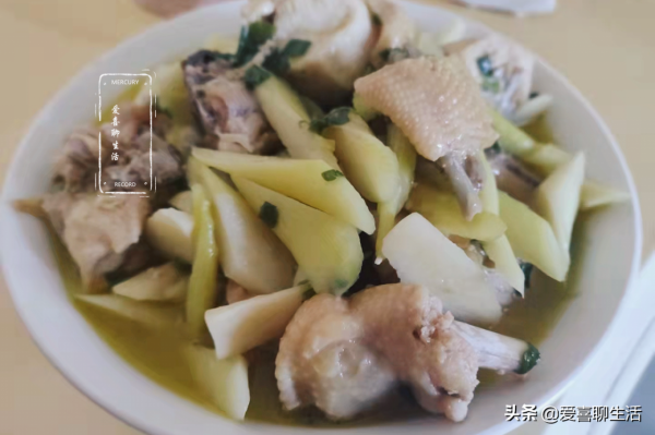 入秋後，吃牛羊肉不如吃它，12塊一斤，燉上一鍋滋補健腦，好鮮美