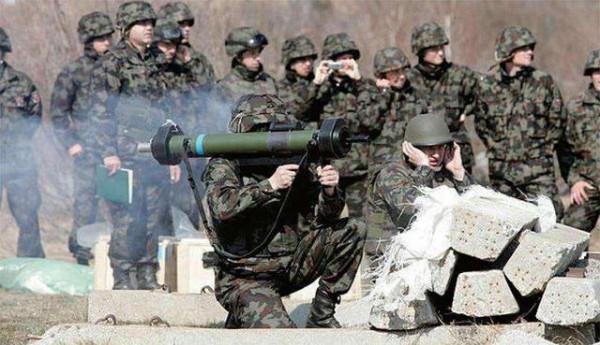 新加坡高精確武器系統，能摧毀世界95&percnt;輕坦，被譽為城鎮巷戰神器