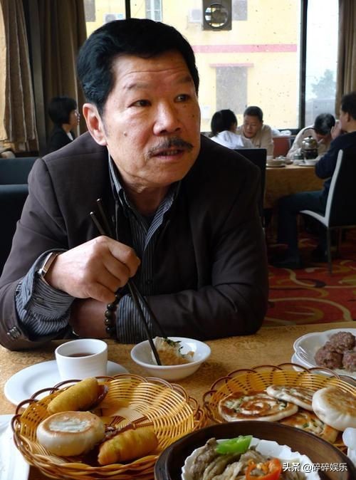 《萬花筒》播出35年,三人去世,阿昌80歲越活越年輕,嬌媽成經典 《萬花筒》播出35年,三人去世,阿昌80歲越活越年輕,嬌媽成經典