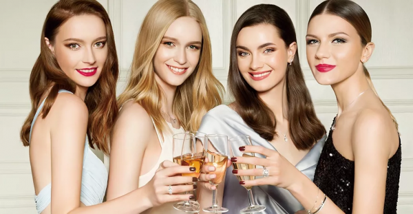 MM藝術塗料案例丨一件珠寶，一段時光，周大生總部旗艦店