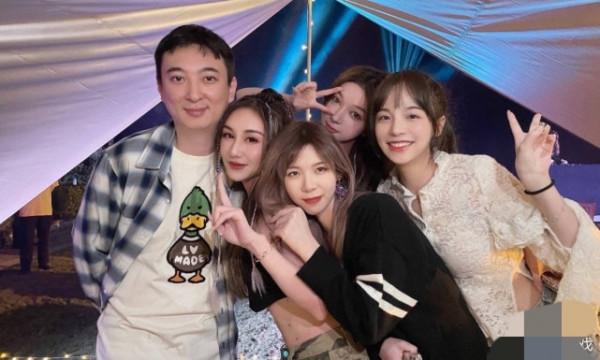 王思聰34歲生日派對照片曝光，網友嘲諷：為數不多保養很差的富人