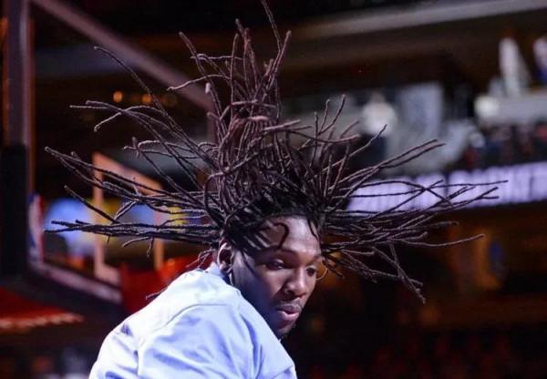 彈跳高配版哈雷爾，獨愛前場籃板的“半獸人”法裡埃德去哪了？