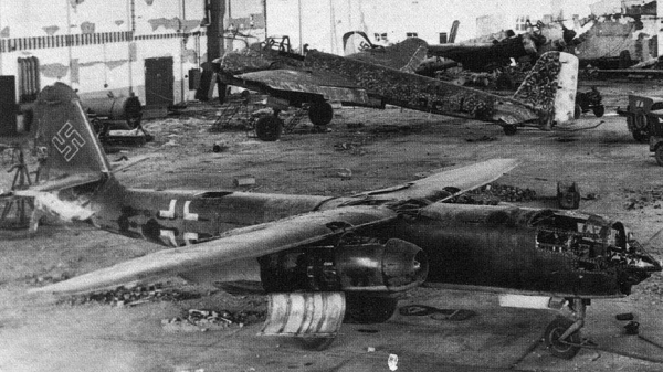 制空權的喪失，加上“假冒偽劣”產品，二戰德軍彈藥供應不足