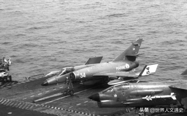 1995年法國贈送克萊蒙梭級航母,為何遭到我國拒絕?裡面大有文章 1995年法國贈送克萊蒙梭級航母,為何遭到我國拒絕?裡面大有文章