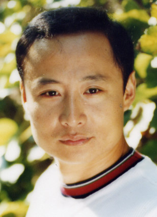 著名演員周野芒：與奚美娟離婚後，火速再婚瓊女郎，兒子不跟他姓