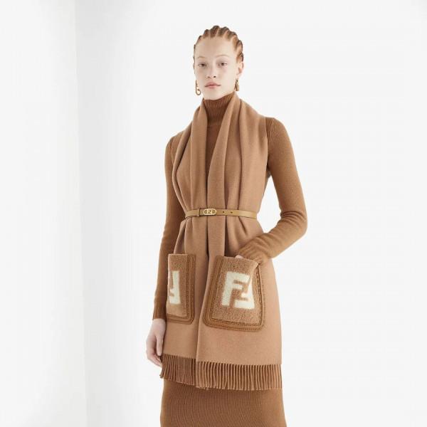 劉雯的紙片腰又火了！只能羨慕？學會這幾種穿搭你也行