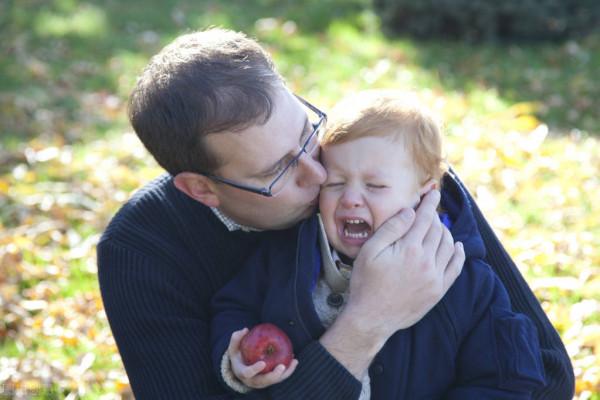 它被主人賜予姓氏，擁有墓碑，它只是一條狗，卻是主人的恩人