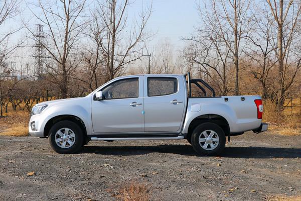 8.48萬的創富皮卡 2022款江西五十鈴經典瑞邁