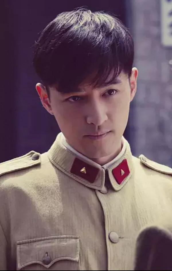 12個從書裡摳出來的民國少帥,這才叫氣質超群,帥得各有千秋 12個從書裡摳出來的民國少帥,這才叫氣質超群,帥得各有千秋