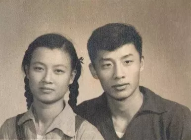 羨慕！釘子鞋扎到一起的北科大愛情！