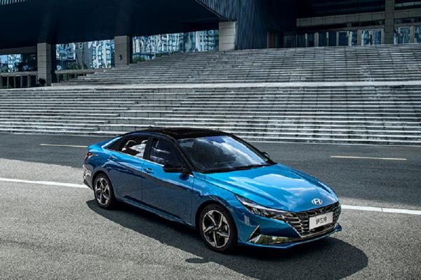 更鋒芒的韓系車到底適不適合家用?第七代伊蘭特實力全解讀 更鋒芒的韓系車到底適不適合家用?第七代伊蘭特實力全解讀