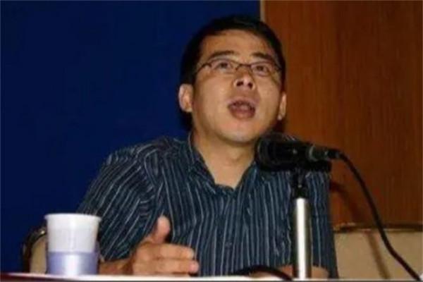 從央視名嘴到被封殺，銷聲匿跡的邱孟煌經歷了什麼？