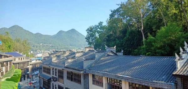 七絕 中秋月圓明