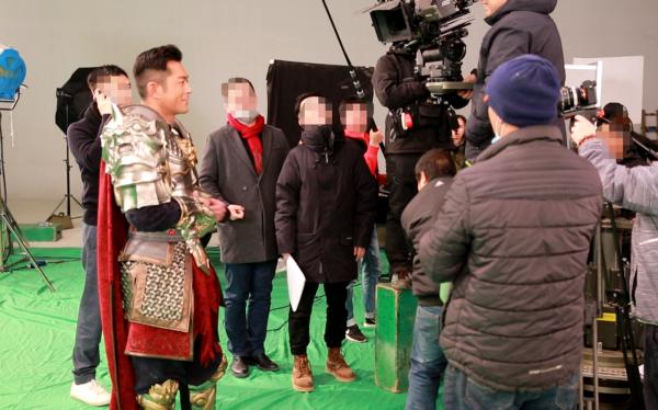 張鐵林王剛再合作，出演張國立執導古裝劇，《末代廚娘》要火了