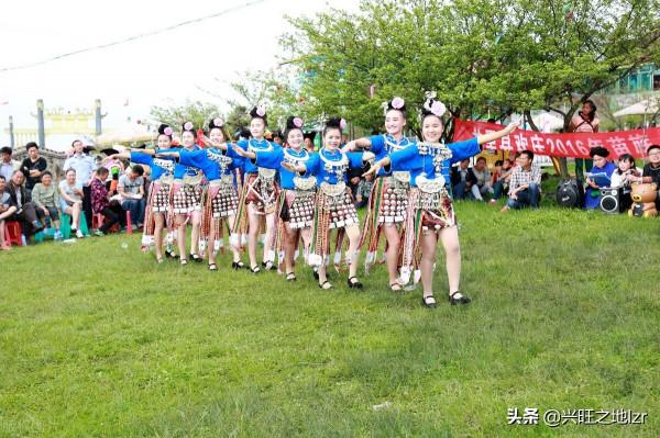 別具一格的一種民間傳統舞蹈：苗族錦雞舞