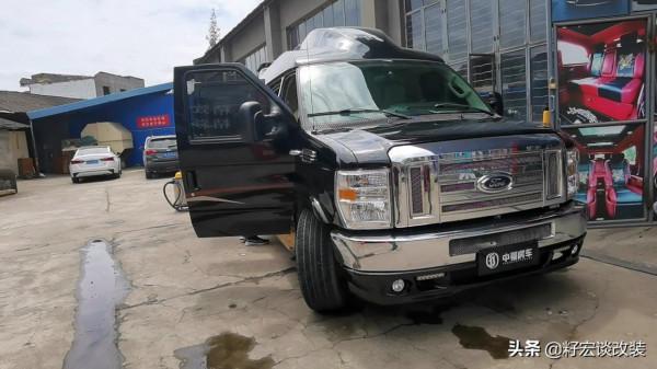 200萬的富商保姆車，如今30萬都沒人要，福特E350內飾翻新效果