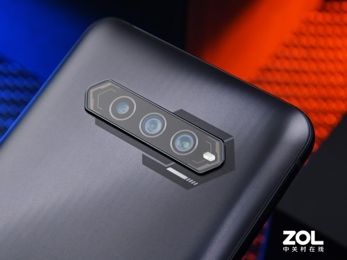 實體升降肩鍵+144Hz三星屏 黑鯊4S高畫質圖賞