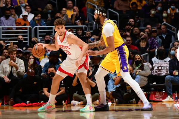 火箭隊117：119惜敗湖人，淺談火箭球員表現