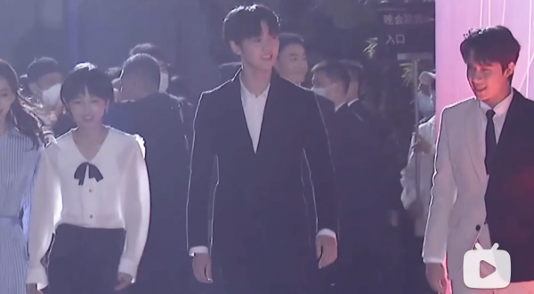 焉栩嘉又雙叒談戀愛了？新女友疑似是張子楓，網友直呼妹妹快跑