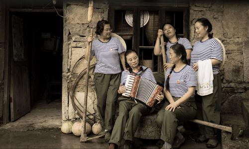 1970年因一句氣話,河北女知青居然嫁給當地貧農,最終結局如何? 1970年因一句氣話,河北女知青居然嫁給當地貧農,最終結局如何?