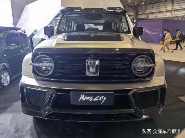 新車 &vert; 與賽博坦克同風格，套件售1&period;98萬元，坦克300火星城市版現身