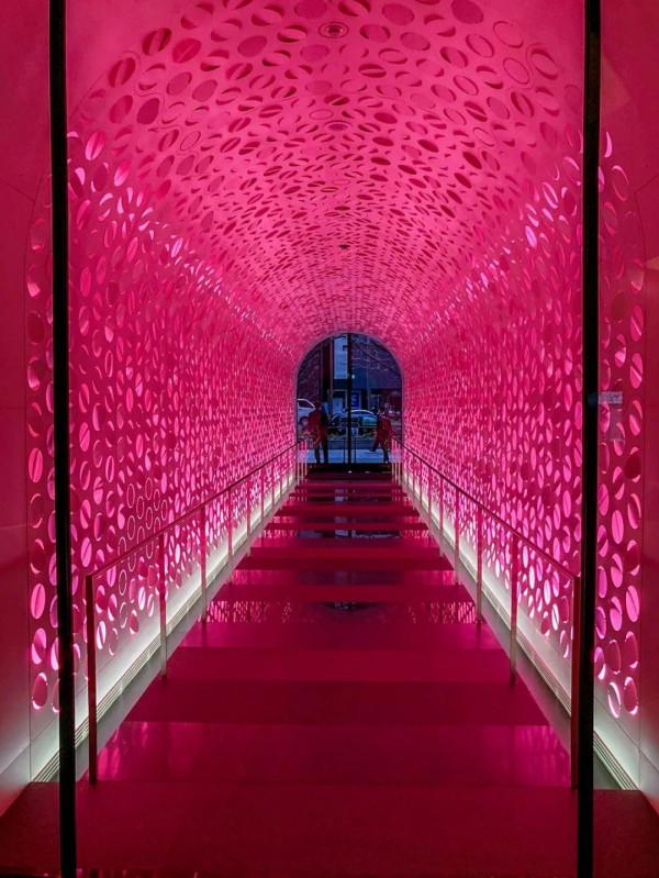 評測日本首家W酒店,“調皮的大阪商人”就很酷 評測日本首家W酒店,“調皮的大阪商人”就很酷