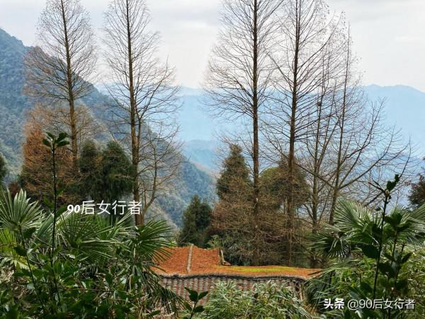 徒步成都大邑終南山，山高路遠無人煙，只有一座荒廢無人的道觀