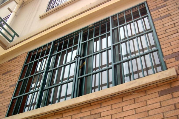 防盜窗這樣安裝和選購 根本不用擔心摔下去 防盜窗這樣安裝和選購 根本不用擔心摔下去