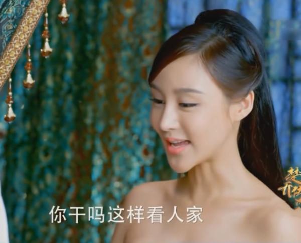 臉上寫滿“假”字，這些整容演員的臉，觀眾看了分分鐘齣戲