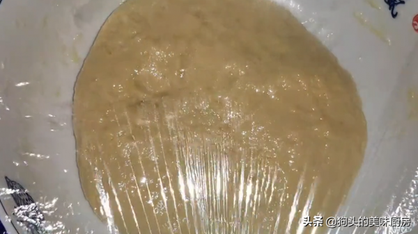 全家都愛吃的麵包,不用揉麵,不用出膜,出爐柔軟又拉絲,太香了 全家都愛吃的麵包,不用揉麵,不用出膜,出爐柔軟又拉絲,太香了