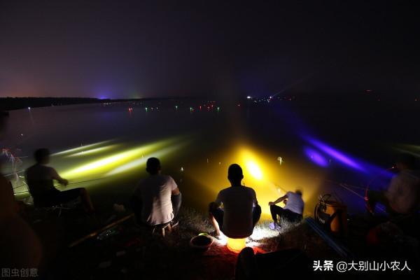 6口大鍋做魚，學生免費吃10天！釣友：不羨慕，就想釣魚