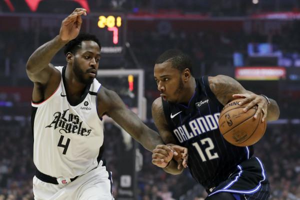 歐記:凱爾特人正在試訓小前鋒加里-克拉克 歐記:凱爾特人正在試訓小前鋒加里-克拉克