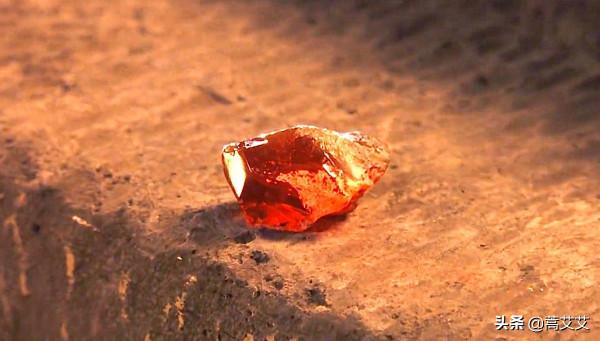 《哈利波特》:復活石到底是聖器還是魂器,它真的能讓人復活嗎? 《哈利波特》:復活石到底是聖器還是魂器,它真的能讓人復活嗎?